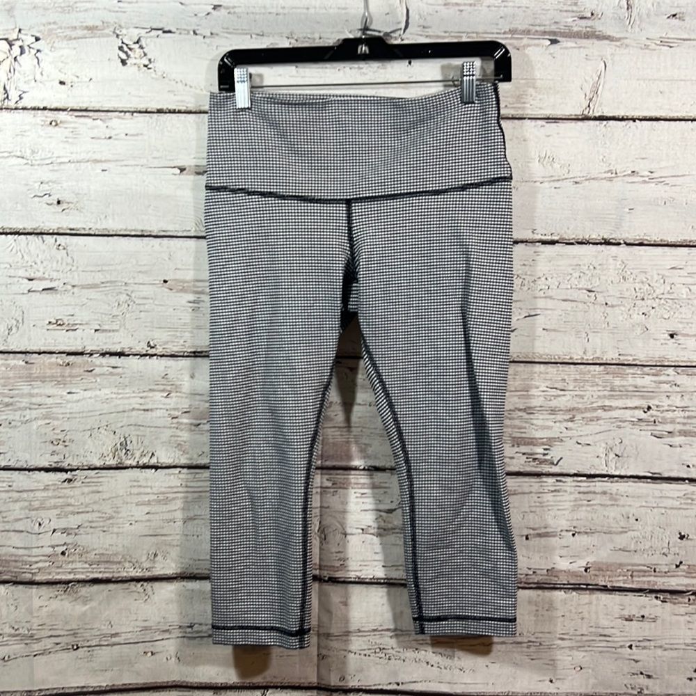 Lululemon capri leggings Black and white checkered